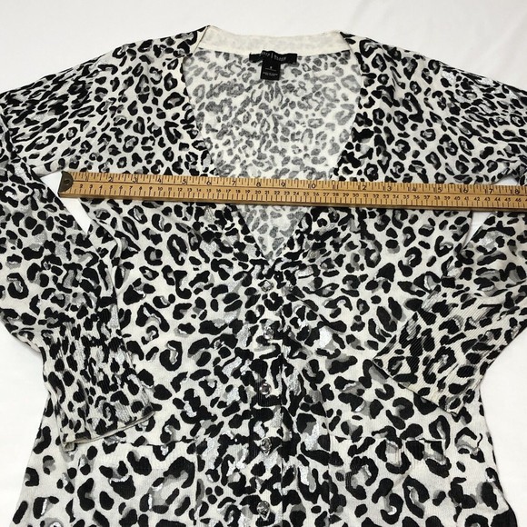 White House Black Market SMALL Long Cardigan Sweater Leopard Print Silver Button - Picture 4 of 11